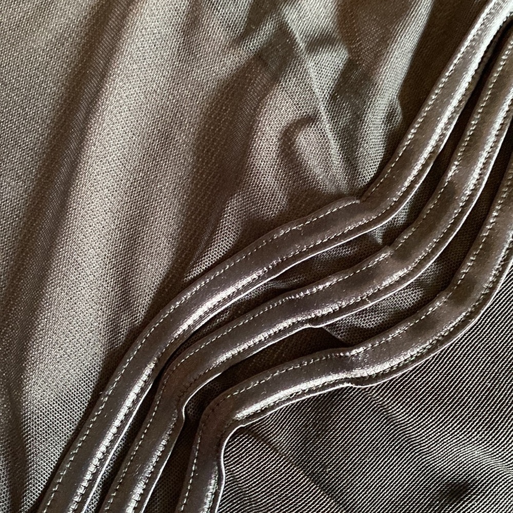 Cache Black Form Fitting S - image 3